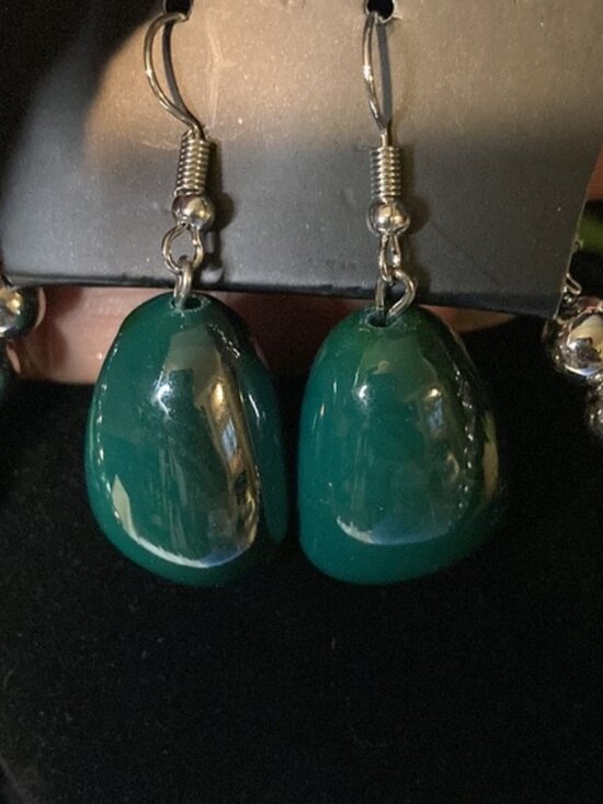 NWT! Showstopping Necklace Set! Ready to ship! - Picture 2 of 2